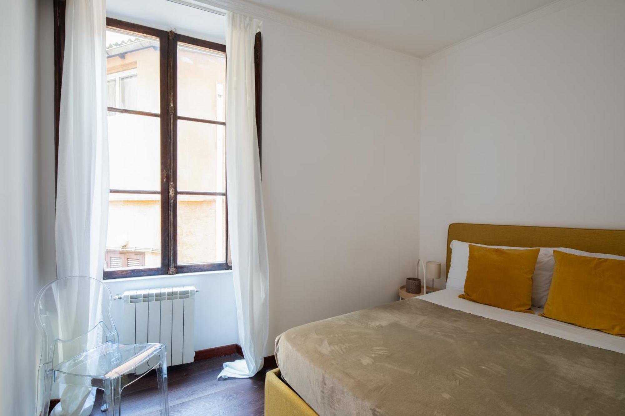 Domus Allegra Trevi Fountain - From 2 To 10 People Apartment *