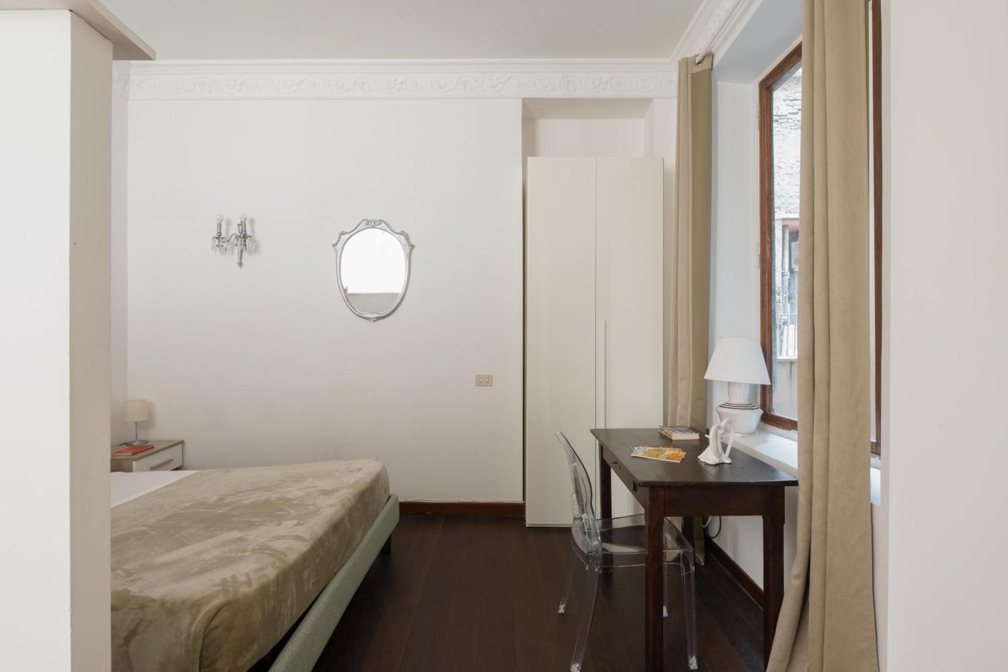 Domus Allegra Trevi Fountain - From 2 To 10 People Apartment
