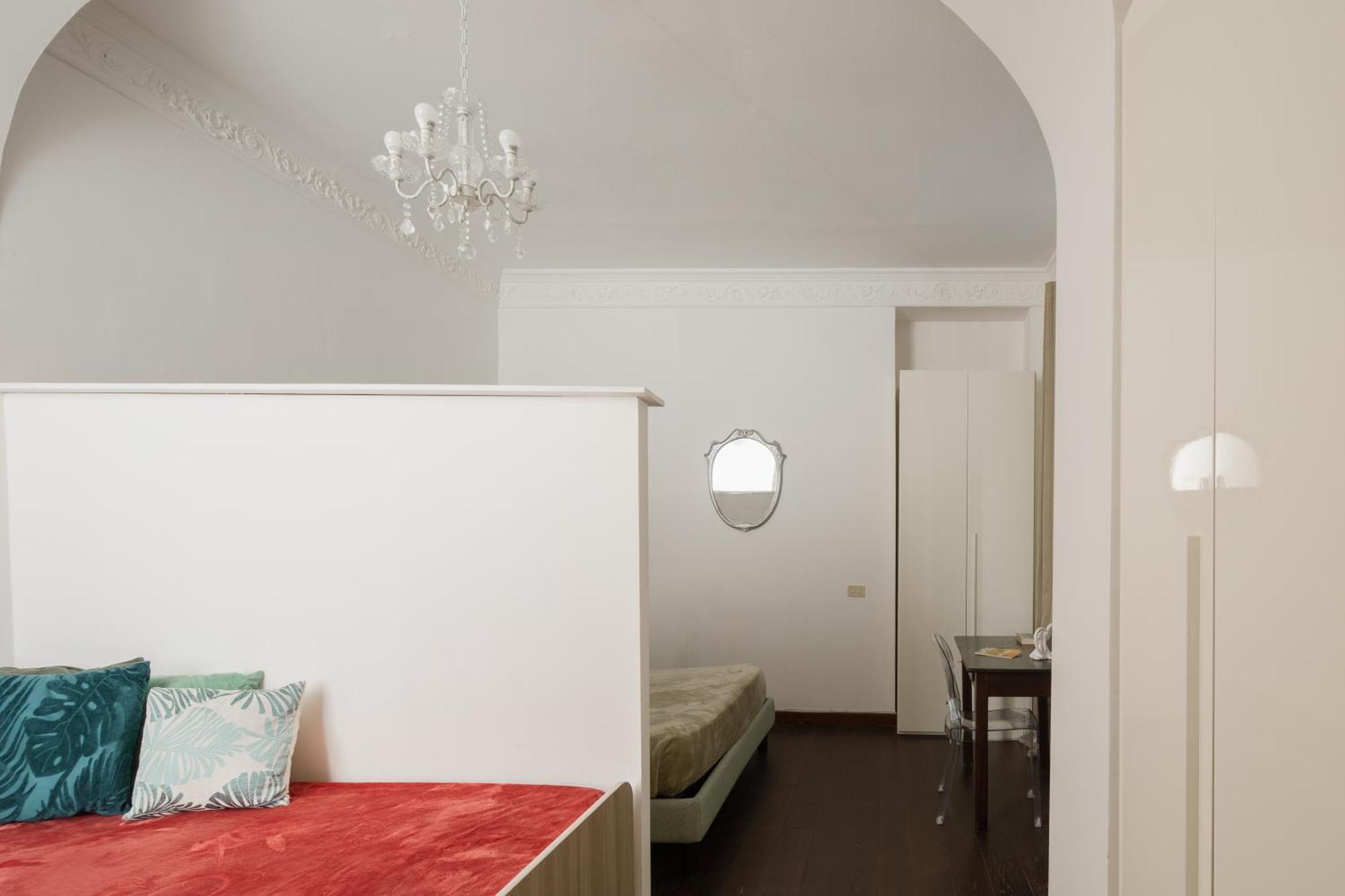 Apartment Domus Allegra Trevi Fountain - From 2 To 10 People Rome